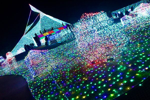 日本・東京都「よみうりランドのイルミネーション」の写真
