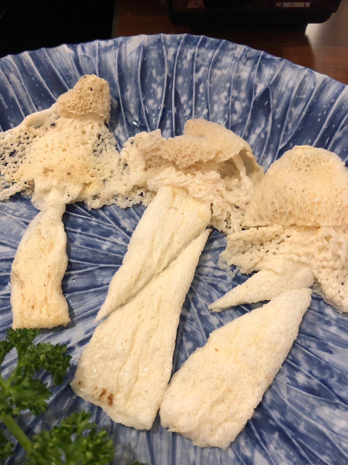 キノコ鍋の何鮮菇