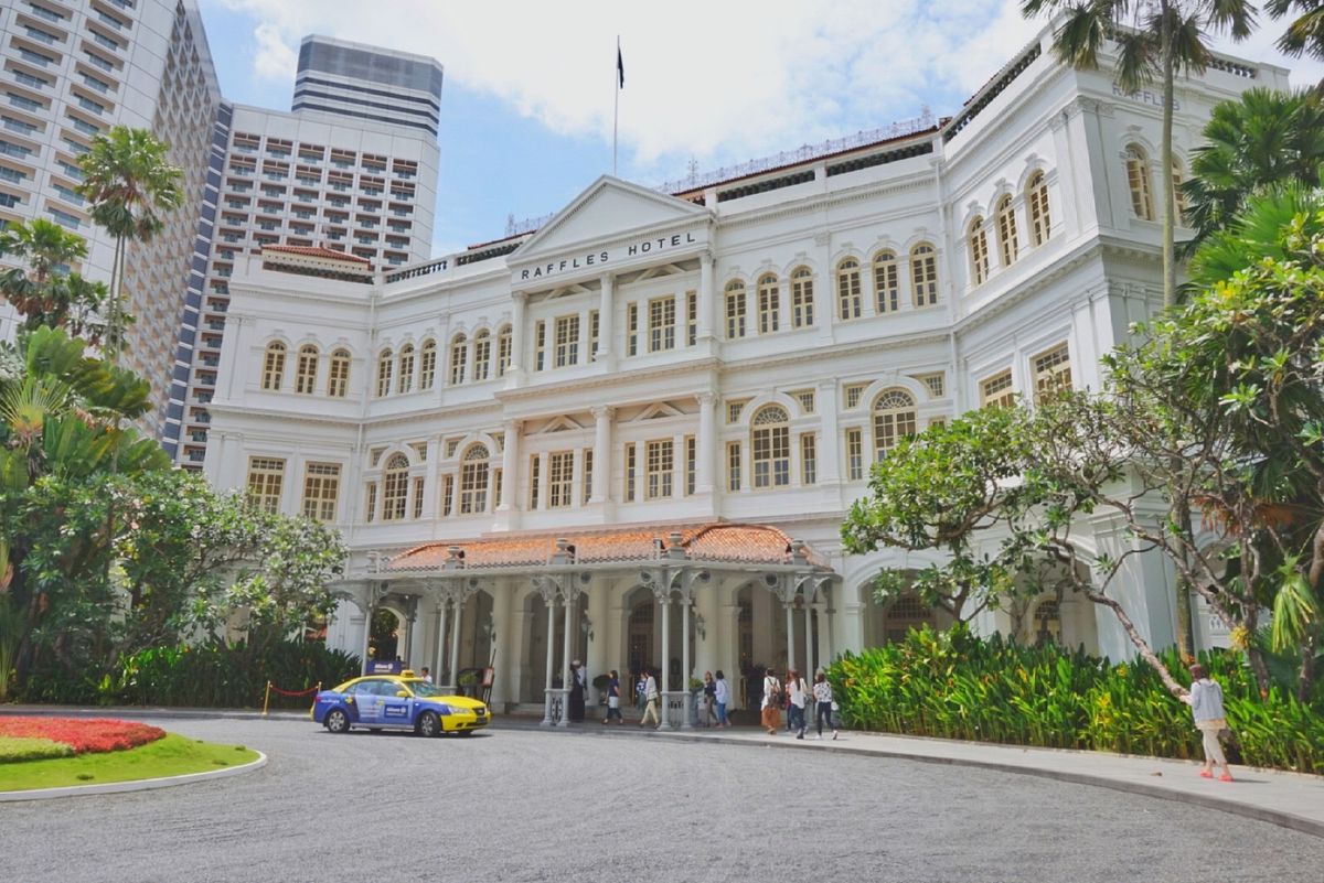 11st Feb. 2017 pic📷

Raffles Hotel*°
...