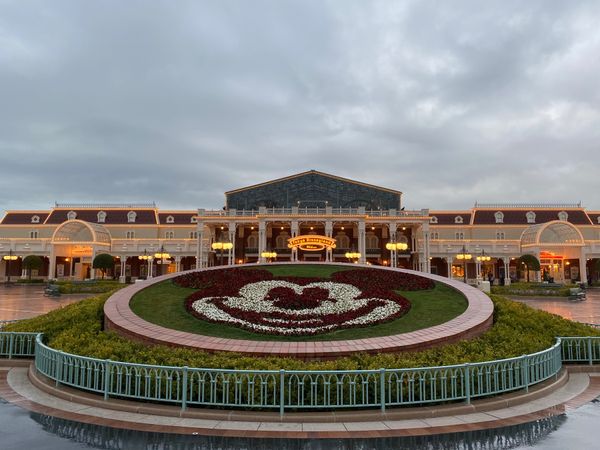 日本・千葉県「東京ディズニーランド」の写真：ハッピーフェア ウィズ ベイマックスの
...