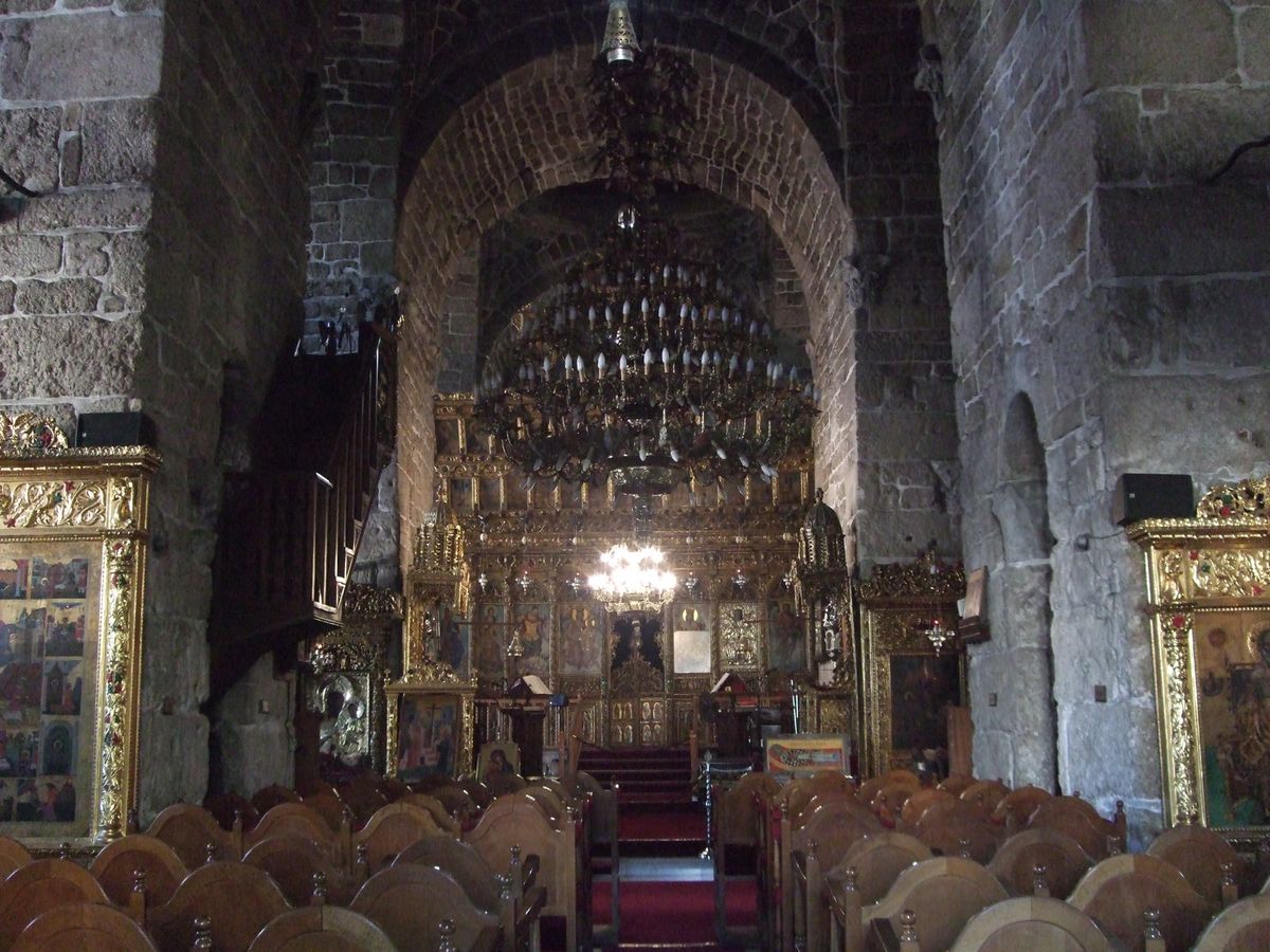 ニコシア旧市街
ラルナカの海岸に今なおいるヴェネツィアの有翼獅子
キティの...