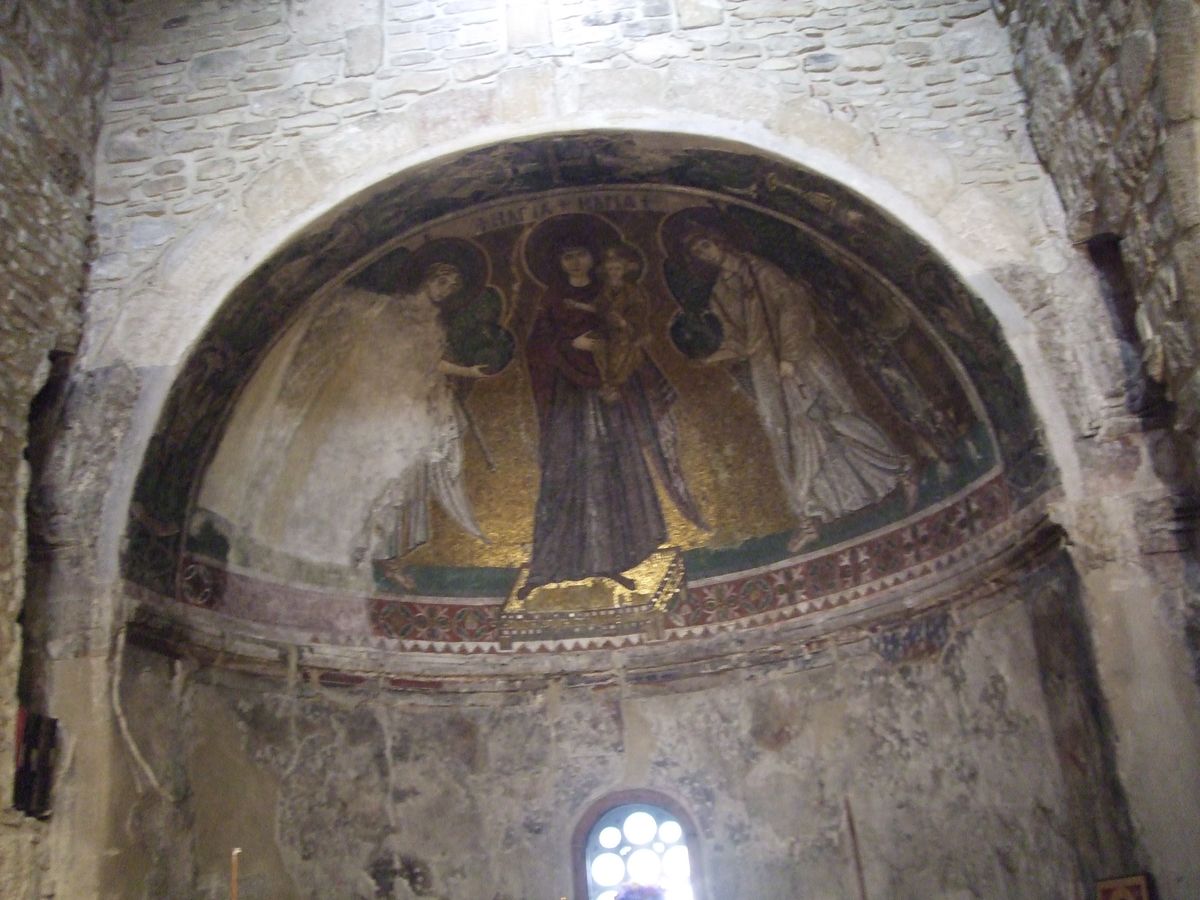 南側のキプロス共和国にもイスラム教徒が住んでいてモスクも所々にあります。1...