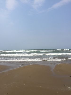 千里浜はマイカーで砂浜が走れるよ！