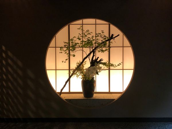 日本・栃木県「星のリゾート　界　川治」の写真：ご当地楽で和紙作りと、きな粉ひき。