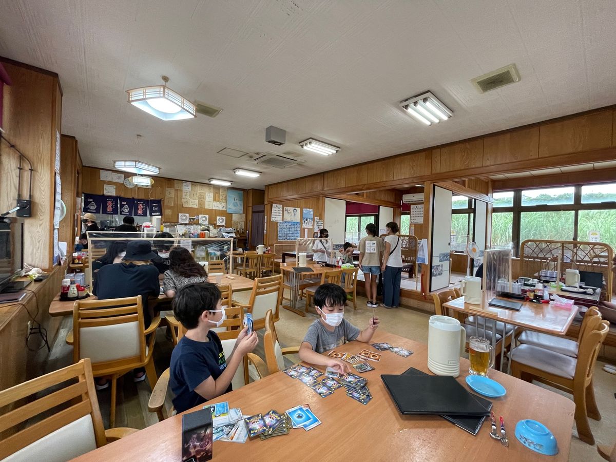 夕飯は「ひろちゃん食堂」へ

宮古島料理の食堂
前回も何回か行きました
落...