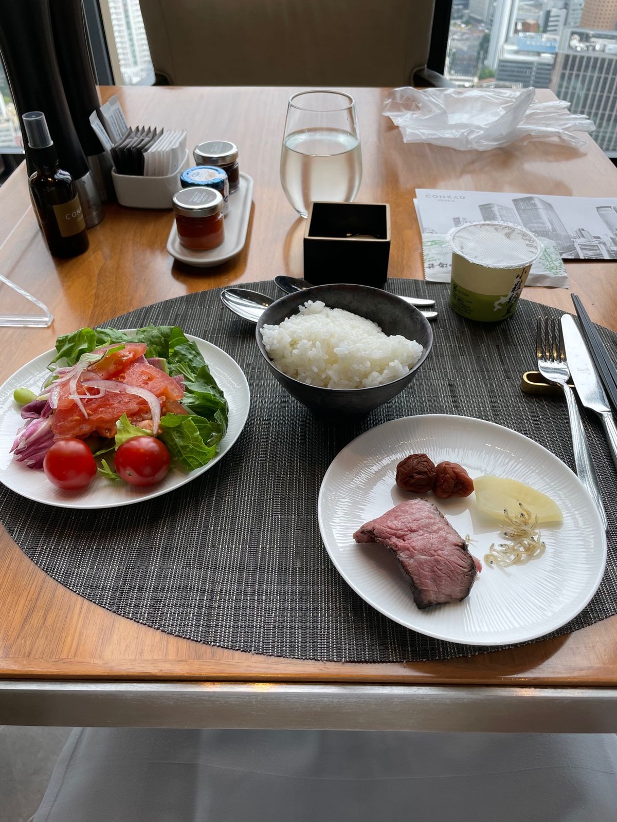 朝ごはん。食べすぎないように頑張った🕺