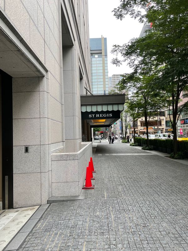 日本「大阪ステイケーション」の写真：w大阪の近くにあるセントレジスホテルにも...