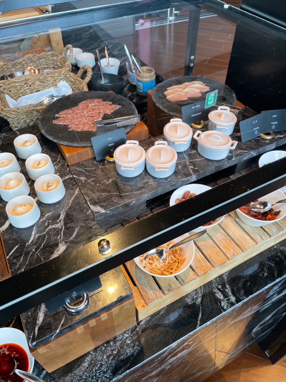 朝ごはん。食べすぎないように頑張った🕺