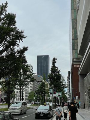 心斎橋のブティックホテルw大阪に潜入。
ハンバーガー5000円、スープ20...