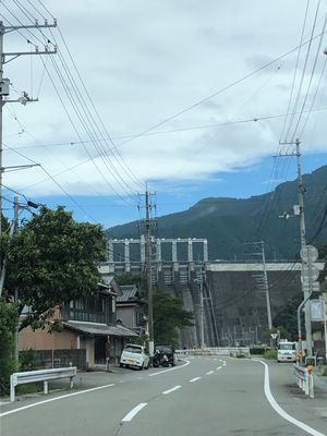 四国の水瓶、早明浦ダム。
すでに天気があやしい。