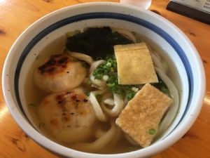 香川グルメ
讃岐うどん3連発と骨付鶏