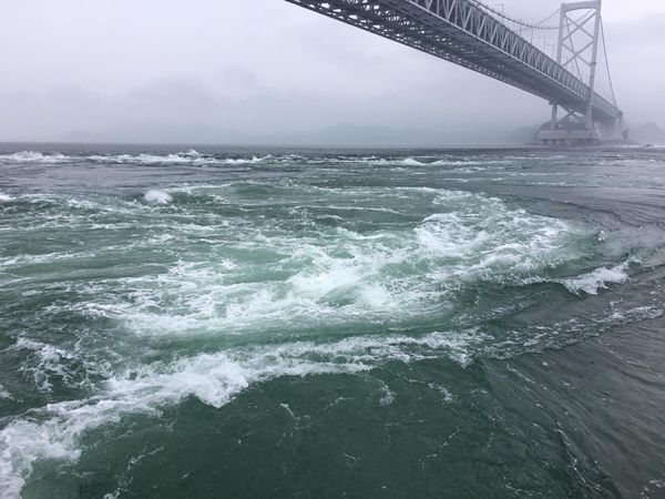 日本・徳島県「徳島旅行」の写真：徳島観光
鳴門の渦潮と徳島城