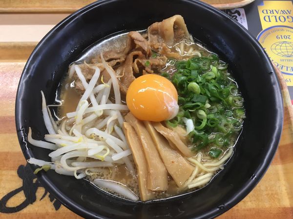 日本・徳島県「徳島旅行」の写真：徳島グルメ①
徳島ラーメン、鯛の漬け丼、...