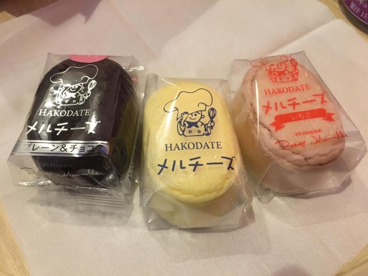 グルメはラッキーピエロやチーズケーキ