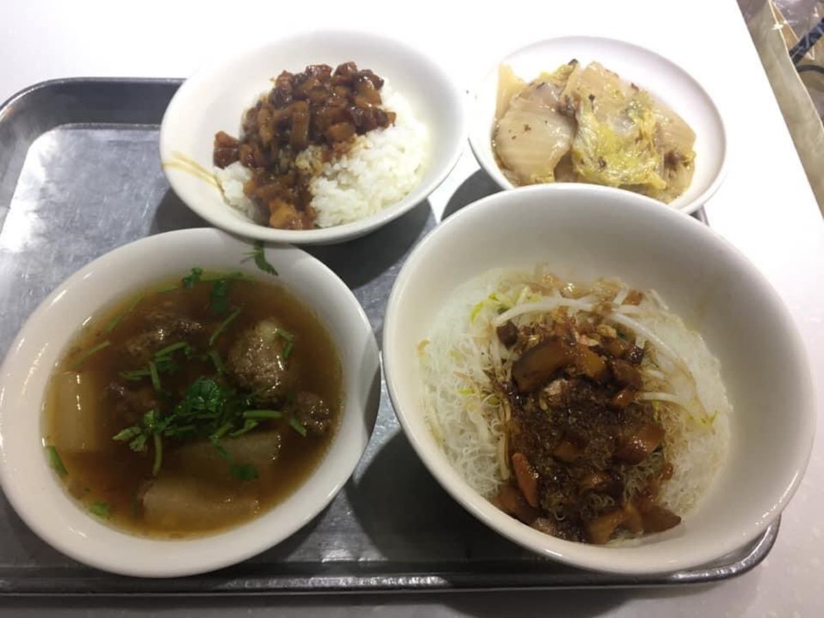 台湾グルメ
麺線、魯肉飯、火鍋、豆花