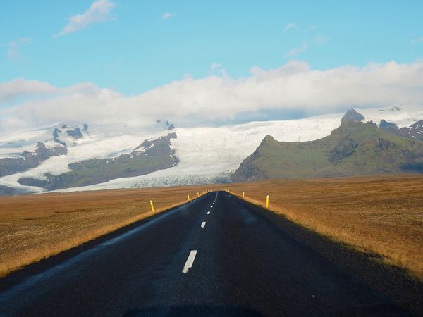 アイスランド・レイキャビク「アイスランド 自然満喫ドライブ一周旅行」の写真：氷河が広がって見晴らしの良すぎるアイスラ...