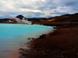 アイスランドには滝がたくさん。写真はゴーザフォスという滝。
水量も豊富でマ...