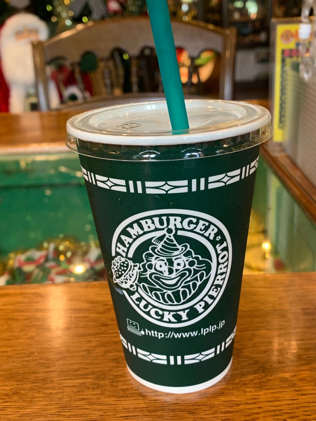 八幡坂からのお約束のpic。
絶対行きたかったラッキーピエロ🤡
ハンバーガ...