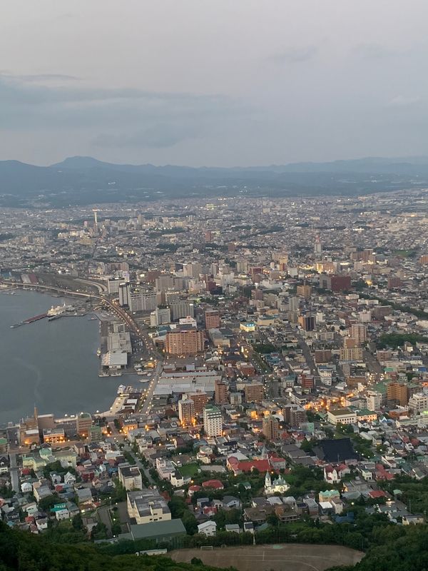 日本・函館「○○年ぶりの北海道」の写真：函館山からの夜景✨✨
ロープウェイが休業...
