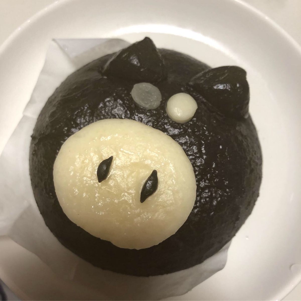鹿児島グルメ
黒豚カツ、白熊アイス、黒豚まん、ラーメン