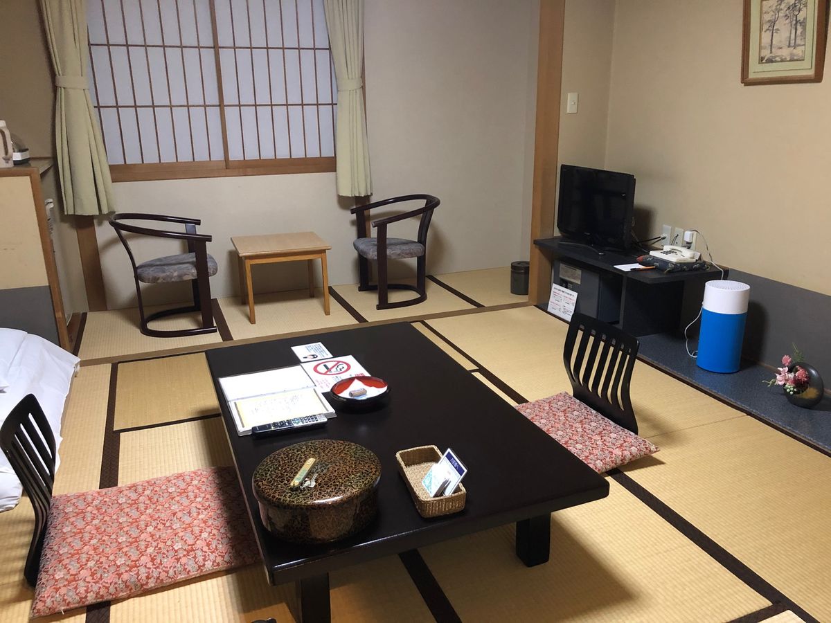 ひとりでこんな部屋泊まるなんて！盛岡つなぎ温泉愛真館。温泉も満喫！