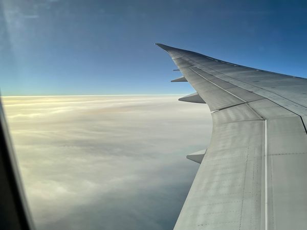 スペイン「Barcelona 2021」の写真：JALの夜便で Heathrowへ朝到着...