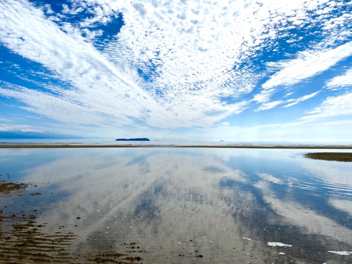 瀬戸内の天空の鏡
父母ケ浜

思った以上に綺麗な景色で感動！
ずっと天気悪...