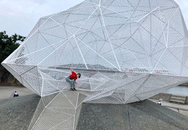 日本・香川県「車で大移動🚘ぐるっと四国」の写真：直島パヴィリオン
夜はライトアップされるらしい