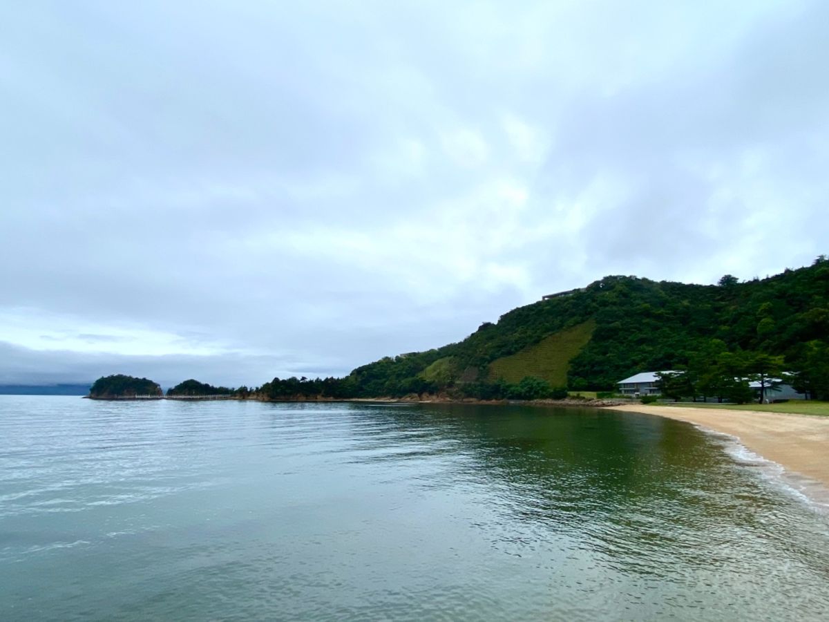 夜中に笑えるくらい土砂降りで
この日のお天気も微妙だったものの
ギリ雨は止...