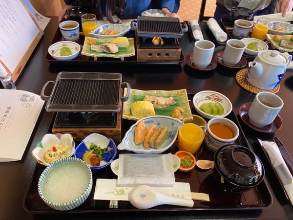 日本・香川県「車で大移動🚘ぐるっと四国」の写真：朝ごはんも豪華で美味しかった🤤