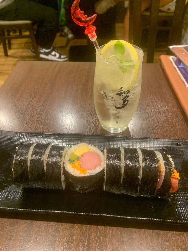 日本・東京都「緊急事態宣言解除 新大久保の宴」の写真