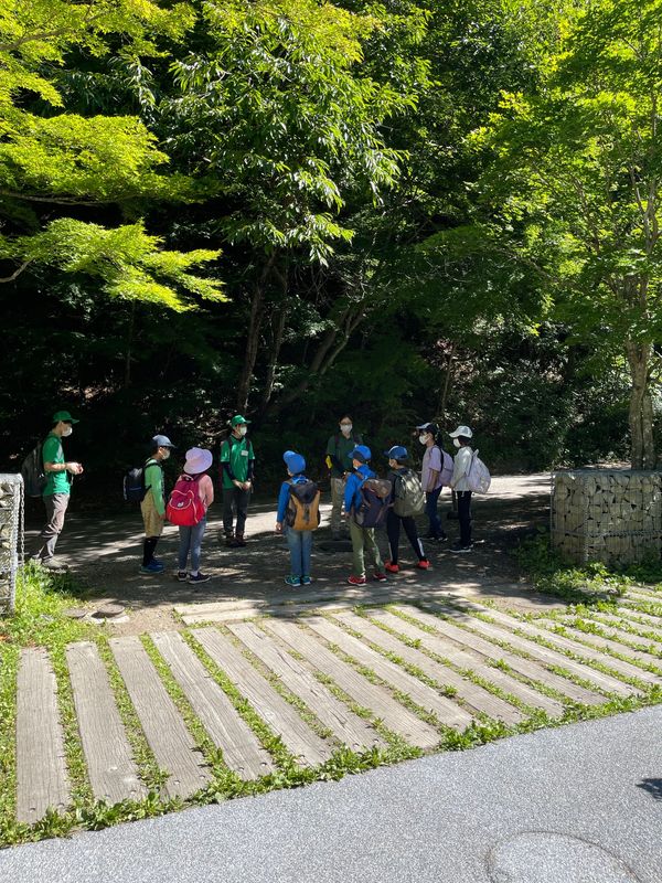 日本・軽井沢「軽井沢　星のや」の写真：長男をピッキオ『こども冒険クラブ』へ
小...