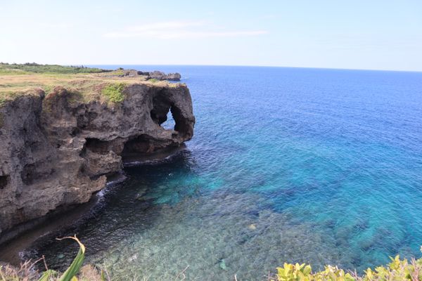 日本・沖縄「沖縄女4人旅」の写真：万座毛、御菓子御殿、シークヮーサー（笑）