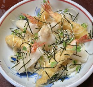 紋別から北見市の留辺蘂にある果夢林の館に行く途中に少し遅めのランチをしまし...
