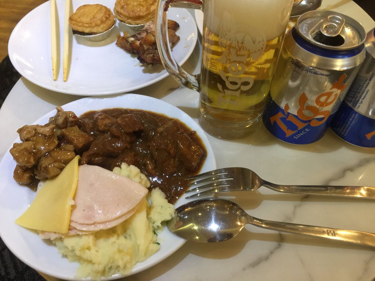 チャンギでラウンジはしご