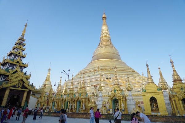 ミャンマー・ヤンゴン「Myanmar 」の写真