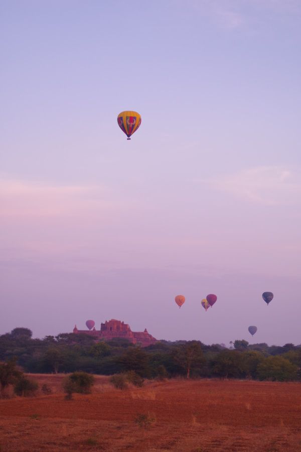 ミャンマー・ヤンゴン「Myanmar 」の写真
