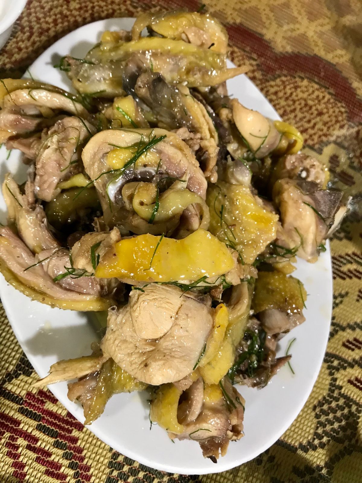 Dung Pho Nui
￼ニンビンで有名なヤギ料理のお店へ🐐
ほとんど全...