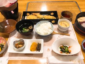 ❄️トムラウシ温泉・東大雪荘❄️

新得町にあるトムラウシ温泉は秘境にあり...
