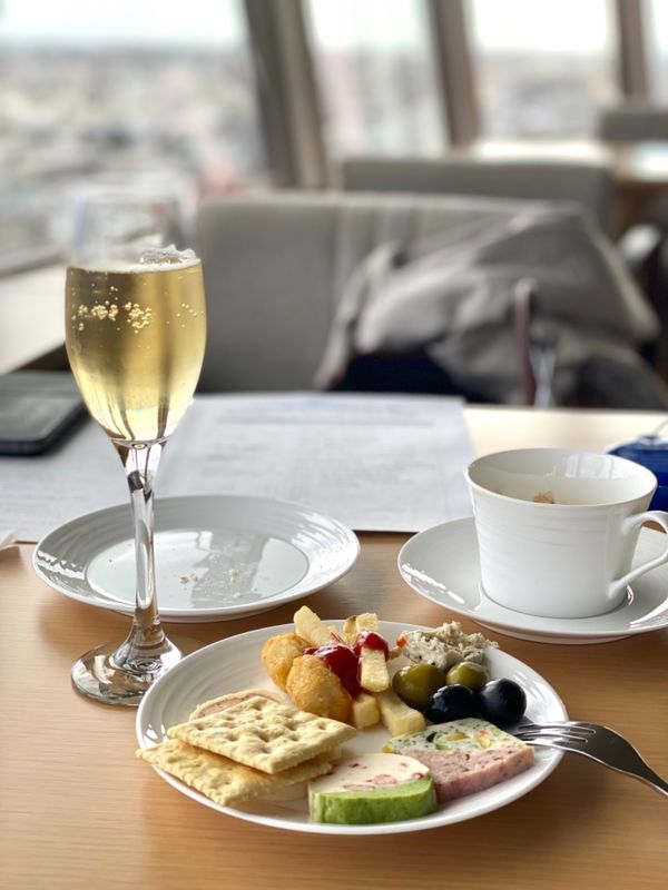 日本・沖縄県「出張ついでにインフィニティプールを満喫」の写真：初のノボテル那覇宿泊

仕事が思ったより...