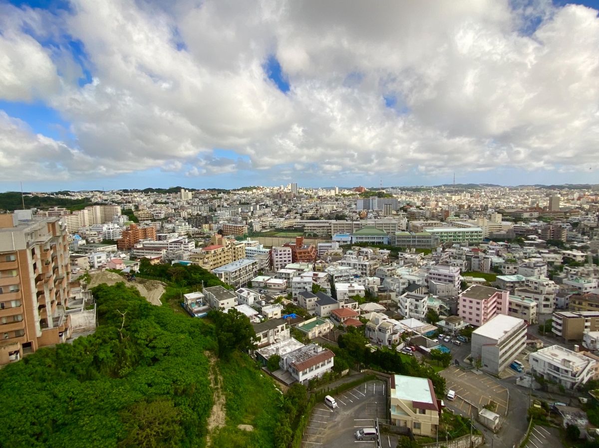 初のノボテル那覇宿泊

仕事が思ったより長引いたので
仕事終わりにそのまま...