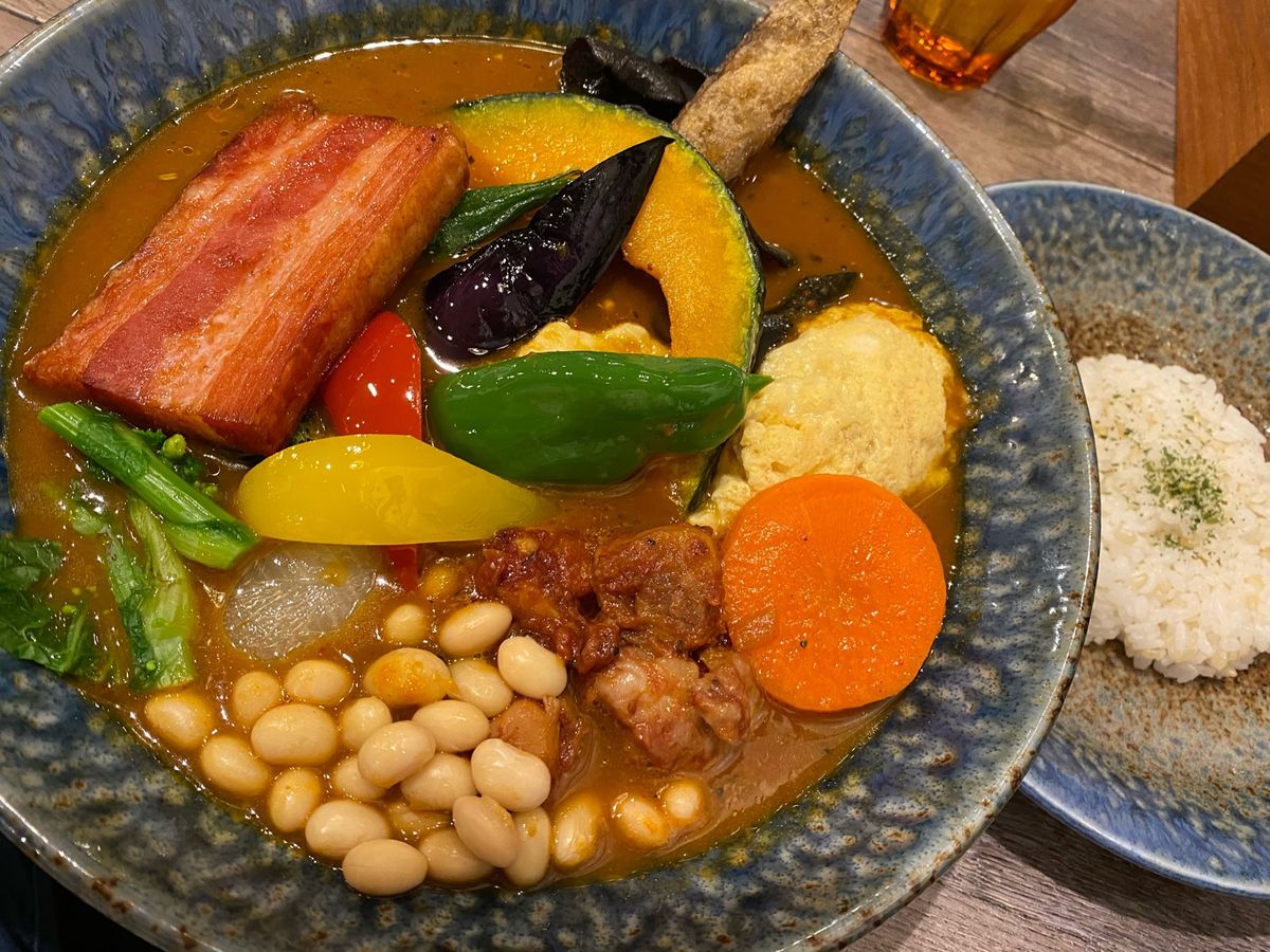 ゼビオアリーナ仙台、スープカレー侍、シカゴピザ