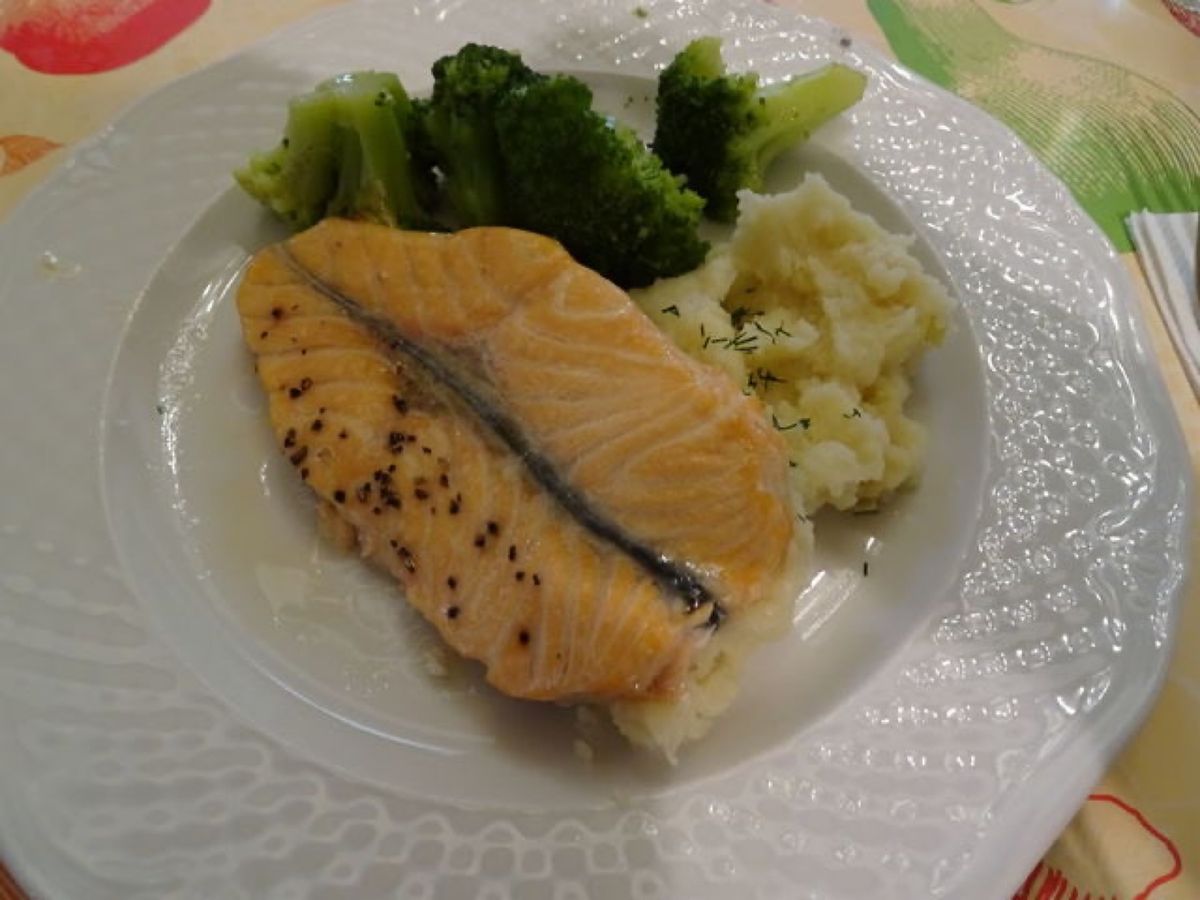 ショパンの生家の隣に良い雰囲気のレストランがありました🍽
1枚目はサーモン...