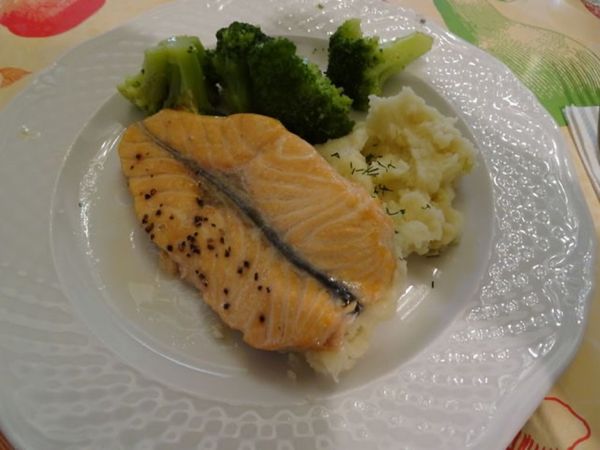 ポーランド・ジェラゾヴァ・ヴォラ「ジェラゾヴァ・ヴォラ（ポーランド）」の写真：ショパンの生家の隣に良い雰囲気のレストラ...