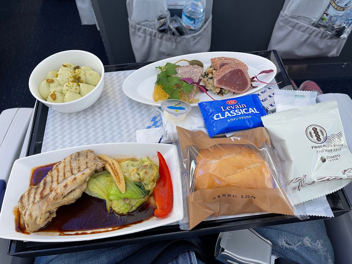 機内食はPYの物でした。