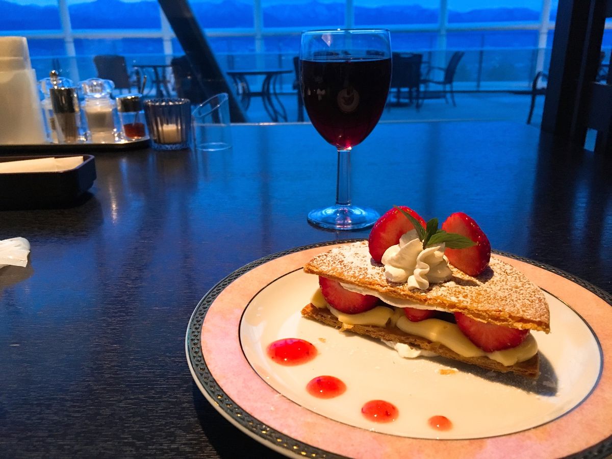 🍑笛吹川フルーツ公園🍑

高台にある公園で温泉施設や夜景が綺麗です✨
敷地...