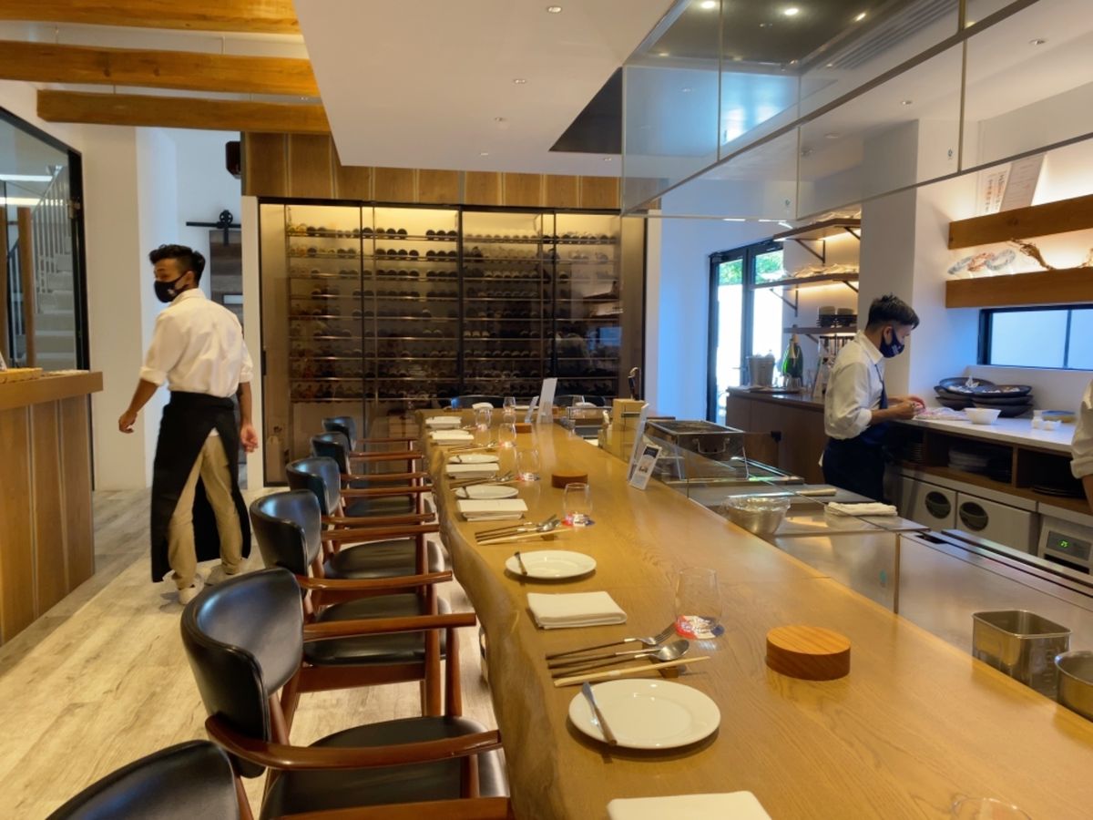 木下威征がオーナーシェフの
グランブルーギャマンのディナー🤤

まずバター...