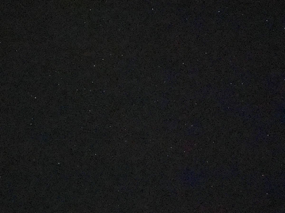 宮古島の星空はiPhoneでもギリギリ写るくらい綺麗だった！
プールサイド...