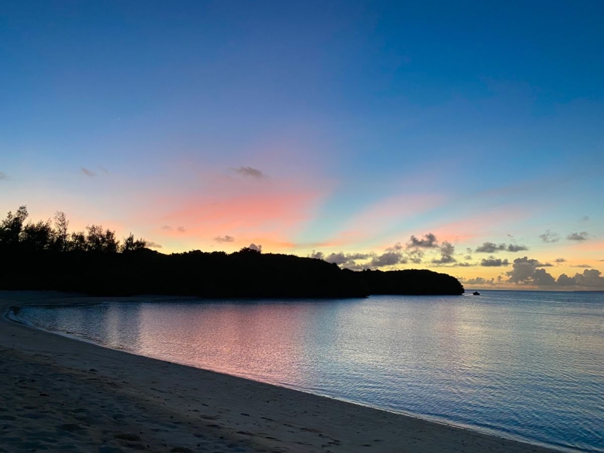 夕焼けはついつい何枚も写真を撮ってしまう