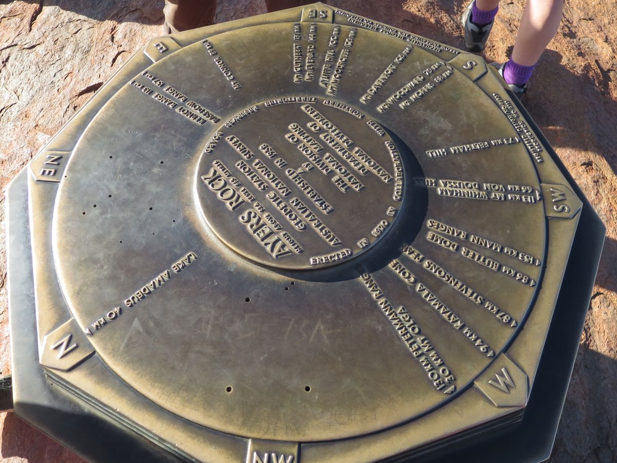 1)シャンパンで逆さウルル
2)急勾配すぎるのでこの始めで辞める人続出😅
...